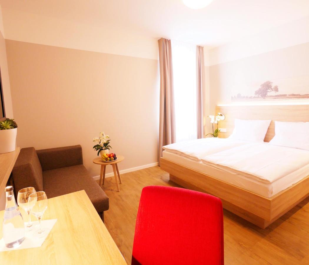 Kelko 1A Hotel Kehl エクステリア 写真